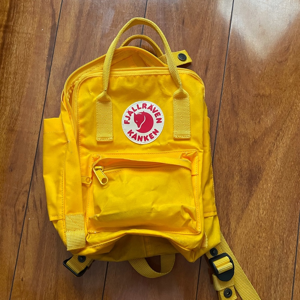 Fjallraven Kanken Backpack Mini